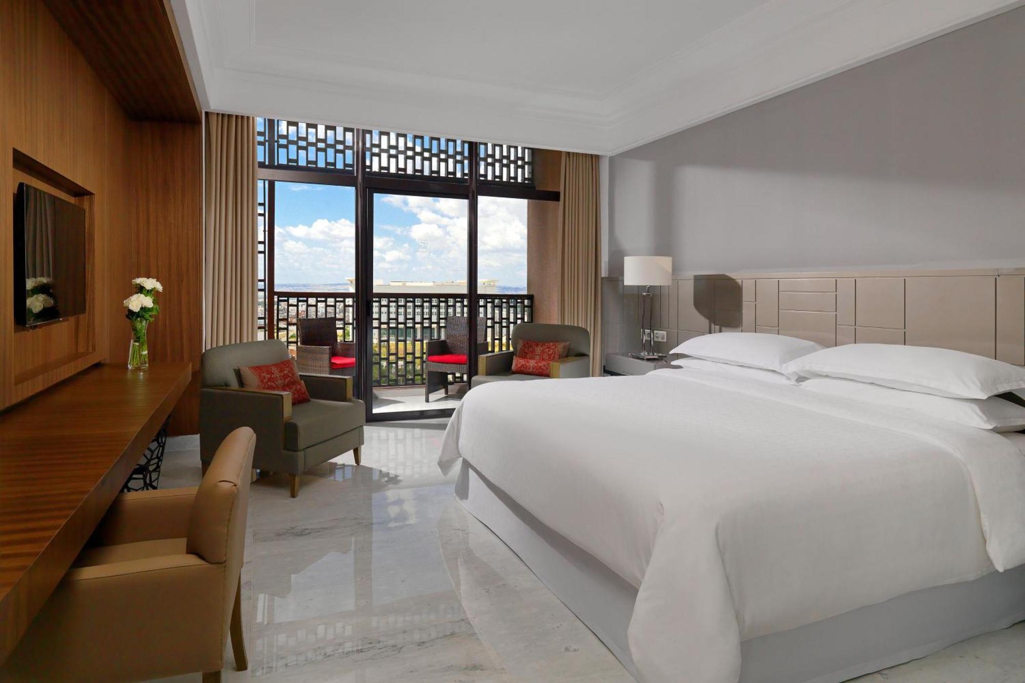 Hotel Sheraton 5*